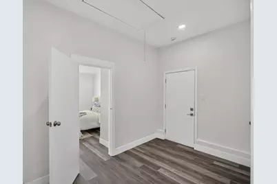 1649 Robin Hood Court, Sacramento, CA 95815 - Photo 17