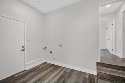 1649 Robin Hood Court, Sacramento, CA 95815 - Photo 29