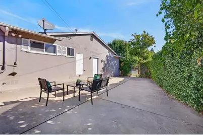 1649 Robin Hood Court, Sacramento, CA 95815 - Photo 33