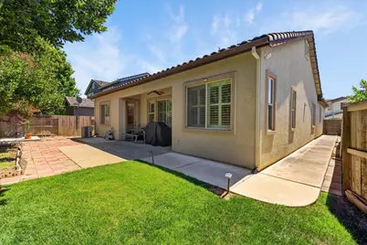 9001 Virginia Fife Way, Elk Grove, CA 95624 - Photo 27