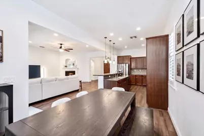 9001 Virginia Fife Way, Elk Grove, CA 95624 - Photo 15