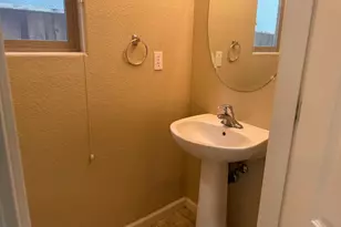 8902 Great Rock Cir, Sacramento, CA 95829 - Photo 7