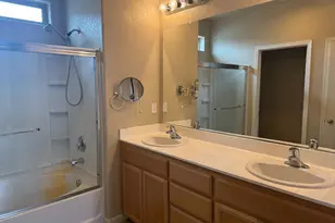 8902 Great Rock Cir, Sacramento, CA 95829 - Photo 15