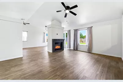 4087 Deaton Drive, Olivehurst, CA 95961 - Photo 7