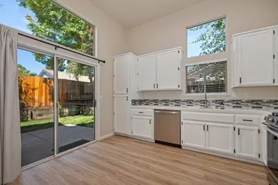 2051 Beatty Way, Roseville, CA 95747 - Photo 15