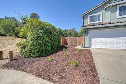 2051 Beatty Way, Roseville, CA 95747 - Photo 3