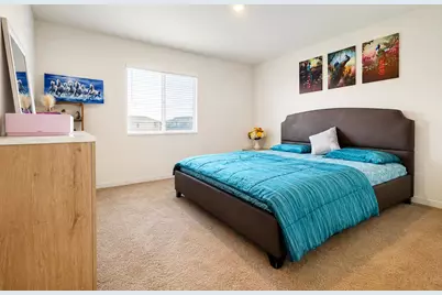 6837 W Oakum Way, Stockton, CA 95219 - Photo 17