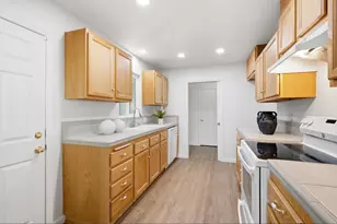 5605 Pry Ct, Sacramento, CA 95841 - Photo 11