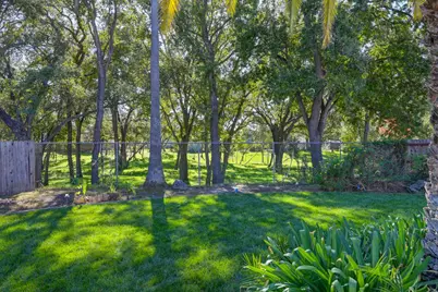 8192 Bonnie Oak Way, Citrus Heights, CA 95610 - Photo 35