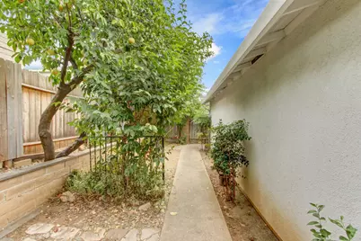 3328 Corbin Way, Sacramento, CA 95827 - Photo 39