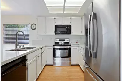 145 Machado Court, Tracy, CA 95376 - Photo 11