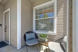 7423 Woodville Ln, Sacramento, CA 95842 - Photo 5