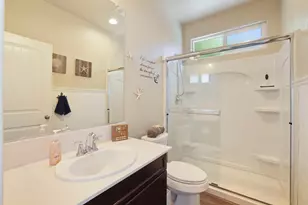 690 Channel Dr, Lathrop, CA 95330 - Photo 23