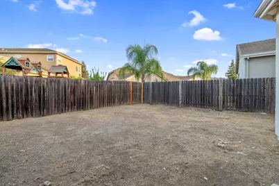 938 Ruby Way, Livingston, CA 95334 - Photo 77