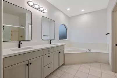 938 Ruby Way, Livingston, CA 95334 - Photo 69
