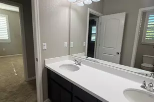 1737 Cranbrook Ct, Lathrop, CA 95330 - Photo 5