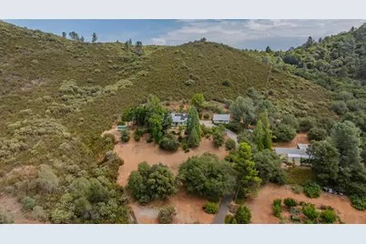 20888 Lyons Bald Mountian Rd, Sonora, CA 95370 - Photo 17