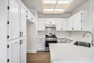 4408 Hedge Ave, Sacramento, CA 95826 - Photo 11