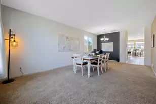 1114 Paradise Dr, Lemoore, CA 93245 - Photo 9