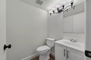 1675 Vernon St, Roseville, CA 95678 - Photo 25