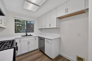 1675 Vernon St, Roseville, CA 95678 - Photo 9