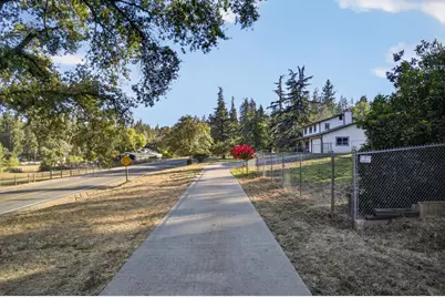 18095 Applegate Road, Applegate, CA 95703 - Photo 45
