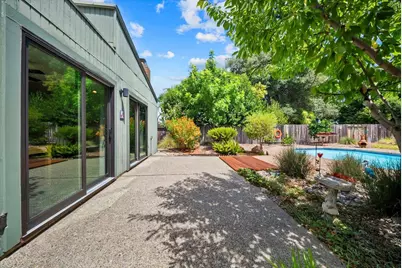 5850 Our Way, Citrus Heights, CA 95610 - Photo 23