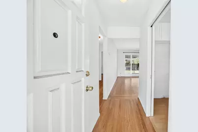5605 Helen Way, Sacramento, CA 95822 - Photo 7
