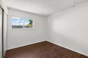 3925 Tillamook Way, Sacramento, CA 95826 - Photo 21