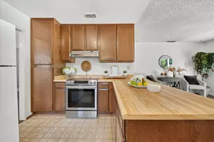 3925 Tillamook Way, Sacramento, CA 95826 - Photo 15