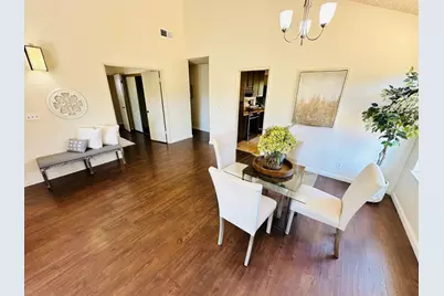 3925 Tillamook Way, Sacramento, CA 95826 - Photo 5