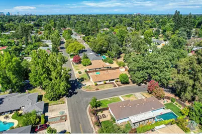 1177 Theo Way, Sacramento, CA 95822 - Photo 75