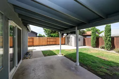 2017 Star Oak Avenue, Modesto, CA 95355 - Photo 33