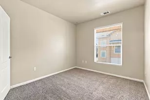 5350 Dunlay Dr, Sacramento, CA 95835 - Photo 15