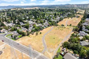 101 Oneill Ct, Folsom, CA 95630 - Photo 49