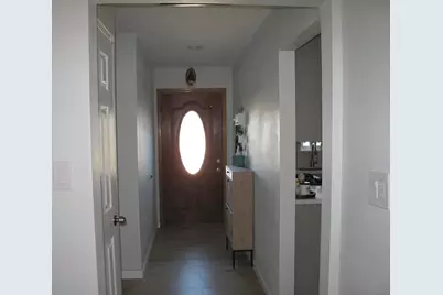 6708 Steiner, Sacramento, CA 95823 - Photo 7