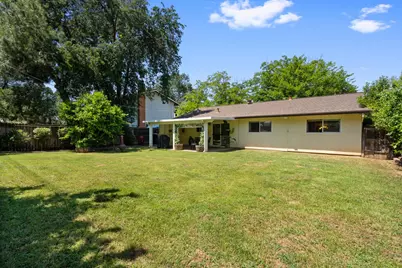 9116 Feather River Way, Sacramento, CA 95826 - Photo 21