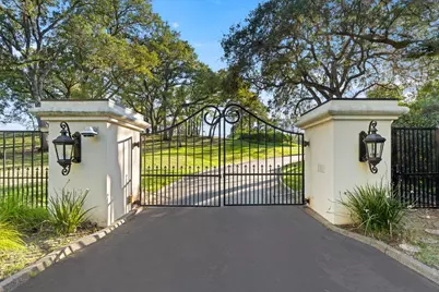 7640 Tobia Way, Fair Oaks, CA 95628 - Photo 5