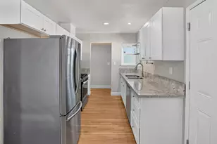 2121 50th Ave, Sacramento, CA 95822 - Photo 13