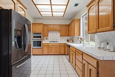 5508 Coronawood Lane, Carmichael, CA 95608 - Photo 15