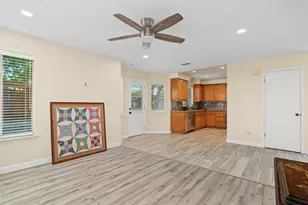 19 Hallwood Ct, Sacramento, CA 95823 - Photo 35