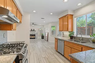 19 Hallwood Ct, Sacramento, CA 95823 - Photo 13