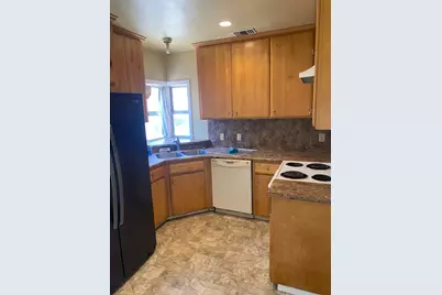 2870 Branch Street, Sacramento, CA 95815 - Photo 9