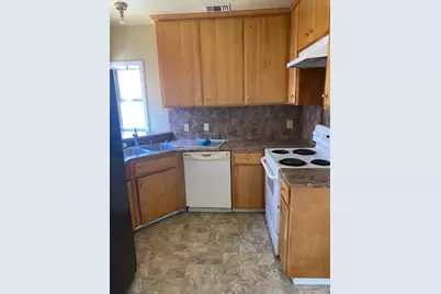 2870 Branch Street, Sacramento, CA 95815 - Photo 11