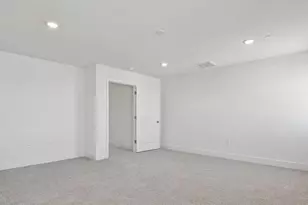 7978 Riverflow Wy, Sacramento, CA 95832 - Photo 11