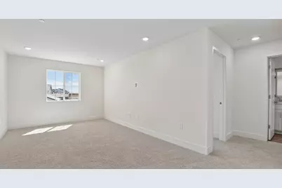 7978 Riverflow Way, Sacramento, CA 95832 - Photo 9
