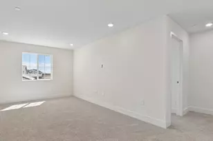 7978 Riverflow Wy, Sacramento, CA 95832 - Photo 9