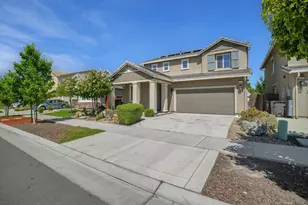 17738 Brandeis Ct, Lathrop, CA 95330 - Photo 5