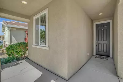 17738 Brandeis Court, Lathrop, CA 95330 - Photo 9