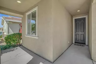17738 Brandeis Ct, Lathrop, CA 95330 - Photo 9